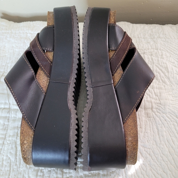 Vintage American Eagle Y2K Brown Platform Sandals 8 Chunky Wedge Cork Sole - Picture 8 of 10